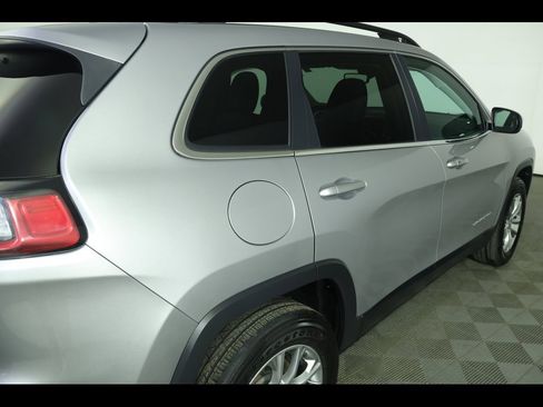 Used 2022 Jeep Cherokee Latitude Lux w/ Sun & Sound Group image 15