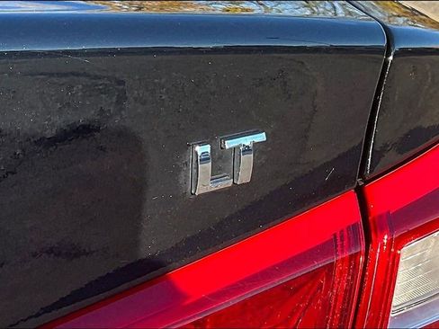 Used 2024 Chevrolet Malibu LT image 22