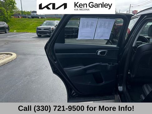 Certified 2023 Kia Sorento S FWD image 45