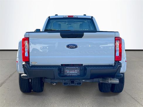 Used 2025 Ford F350 XL image 6