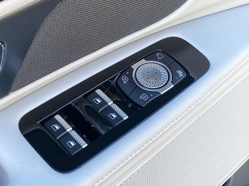 New 2026 Lincoln Nautilus Premier image 11