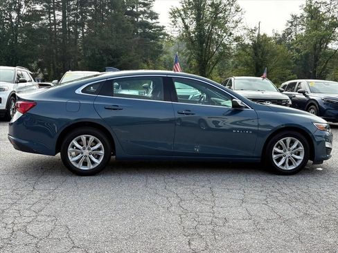 Used 2025 Chevrolet Malibu LT FWD image 3