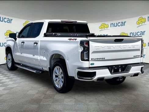 Used 2020 Chevrolet Silverado 1500 Custom w/ Custom Convenience Package AWD/4WD image 4