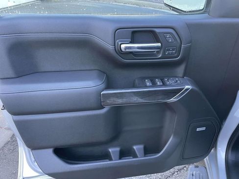 Used 2019 Chevrolet Silverado 1500 LTZ image 24