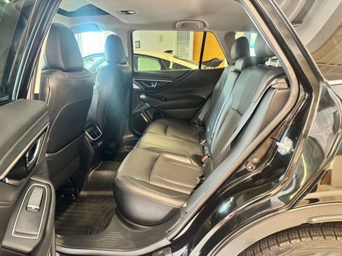 Used 2022 Subaru Outback Limited AWD/4WD image 21