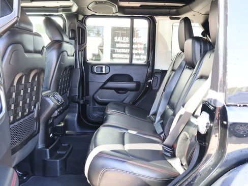 Used 2019 Jeep Wrangler Unlimited Rubicon AWD/4WD image 26