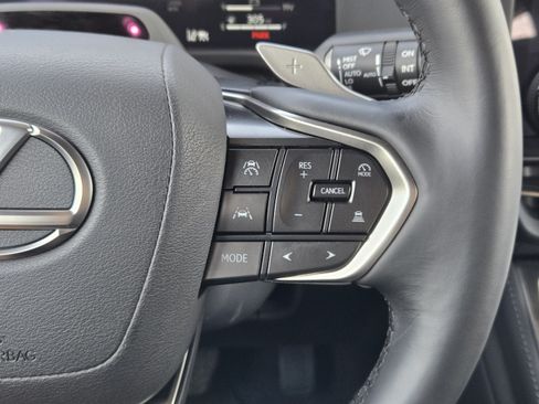 Used 2025 Lexus GX 550 w/ Accessory Package (Z1) AWD/4WD image 27