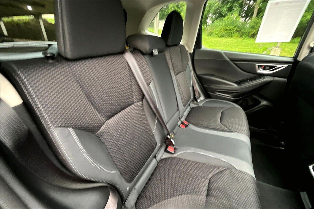 Certified 2023 Subaru Forester Premium AWD/4WD image 16