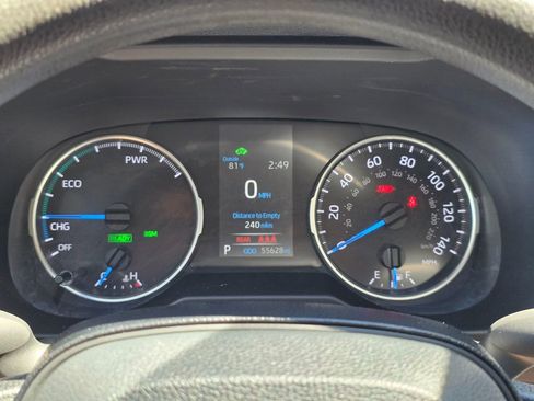Used 2021 Toyota RAV4 LE AWD/4WD image 16