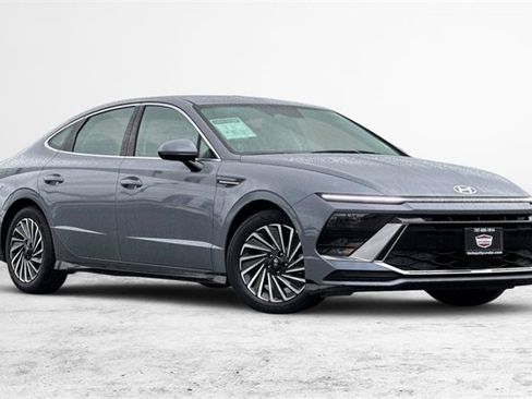 Used 2025 Hyundai Sonata SEL image 1