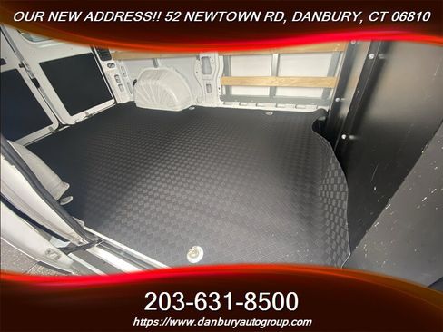 Used 2025 RAM ProMaster 2500 w/ U-Haul Equipment Group FWD image 23