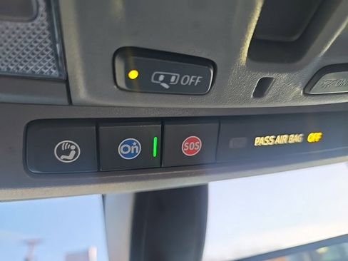 Used 2021 Chevrolet Silverado 1500 LT w/ Z71 Off-Road Package image 75