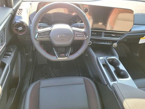 New 2026 Chevrolet Equinox EV RS image 8