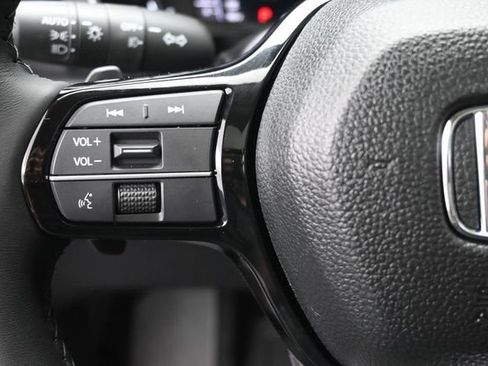 New 2026 Honda Pilot Touring image 2