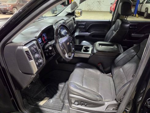 Used 2018 Chevrolet Silverado 1500 LTZ Z71 w/ LTZ Plus Package AWD/4WD image 31