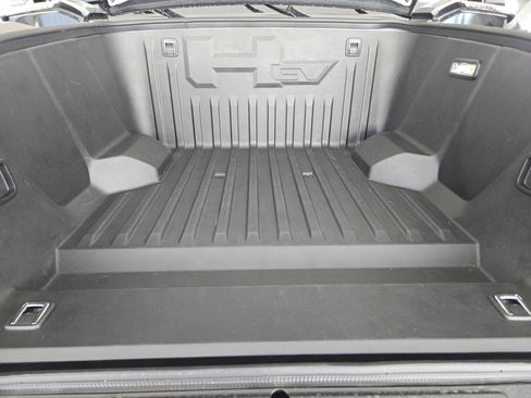 New 2026 GMC Hummer EV 4x4 Crew Cab image 23