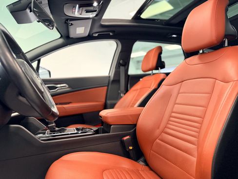 Used 2024 Kia Sportage SX image 15