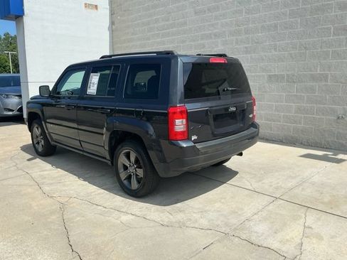Used 2015 Jeep Patriot High Altitude AWD/4WD image 8