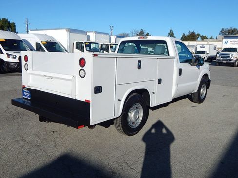 Used 2016 Ford F250 XL image 8