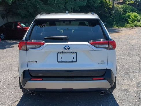 Certified 2024 Toyota RAV4 SE w/ Convenience Package AWD/4WD image 4