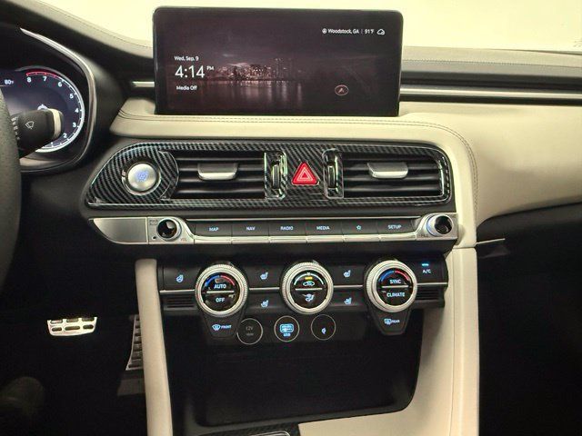 Used 2023 Genesis G70 3.3T w/ Sport Prestige Package RWD image 23