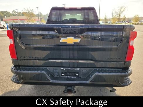 Used 2024 Chevrolet Silverado 2500 Custom w/ Custom Value Package image 13