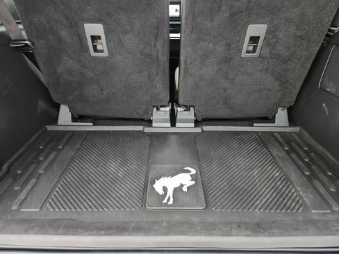 Used 2023 Ford Bronco Wildtrak AWD/4WD image 34