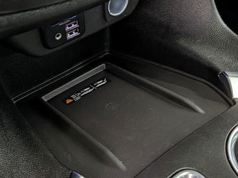 Used 2023 Chevrolet Traverse LT w/ LT Premium Package AWD/4WD image 29