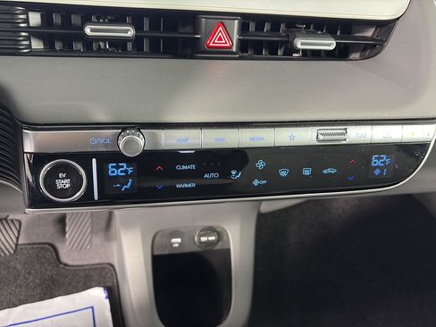 Used 2024 Hyundai Ioniq 5 Limited AWD/4WD image 33