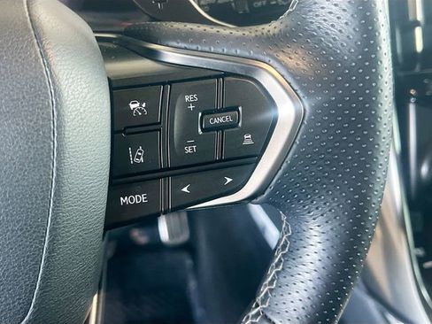 Used 2023 Lexus LX 600 F Sport w/ Accessory Package (Z1) image 18