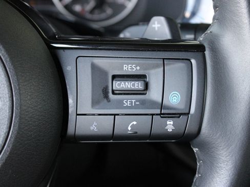 Used 2024 Nissan Pathfinder SL w/ Cargo Package AWD/4WD image 26