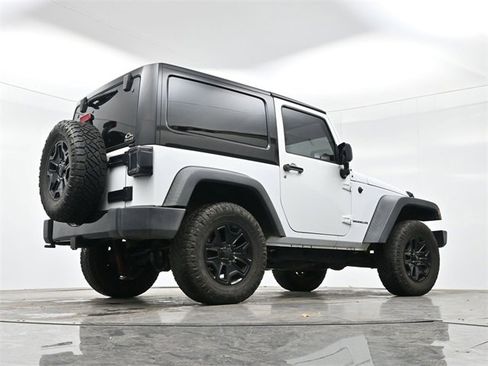 Used 2017 Jeep Wrangler Sport image 15