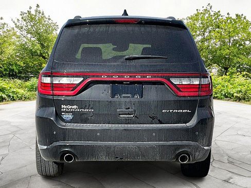 Used 2017 Dodge Durango Citadel w/ Technology Group AWD/4WD image 5