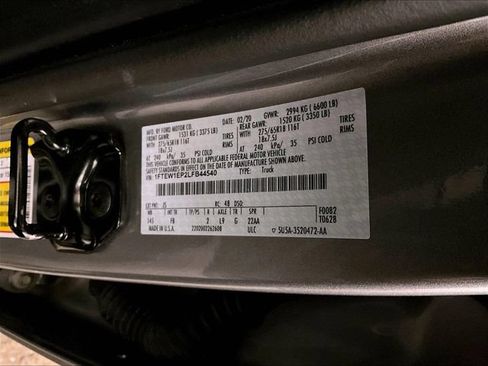 Used 2020 Ford F150 XLT w/ Equipment Group 302A Luxury AWD/4WD image 33