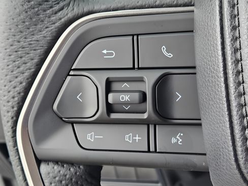 Certified 2026 Toyota Tundra Limited AWD/4WD image 22