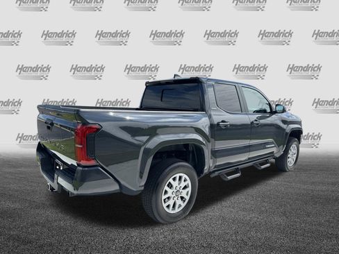 Used 2024 Toyota Tacoma SR5 w/ SR5 Upgrade Package AWD/4WD image 10