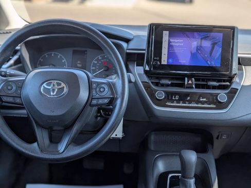Used 2024 Toyota Corolla LE FWD image 11