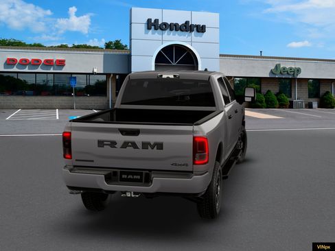 New 2026 RAM 2500 Big Horn AWD/4WD image 12