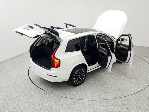 Used 2025 Volvo XC90 B6 Plus AWD/4WD image 42