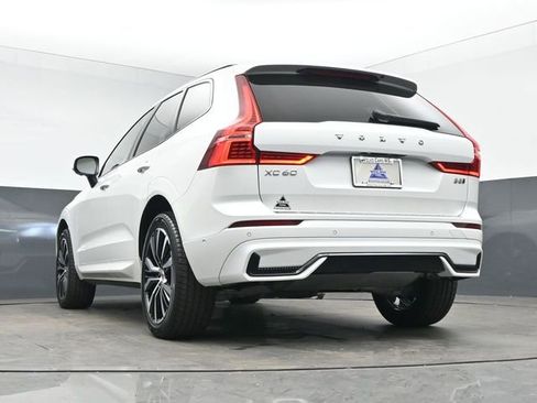 Used 2023 Volvo XC60 B5 Plus w/ Climate Package AWD/4WD image 42