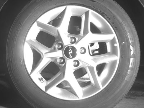 Used 2025 Kia Soul LX w/ LX Technology Package FWD image 25