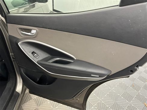 Used 2013 Hyundai Santa Fe Sport 2.0T image 16