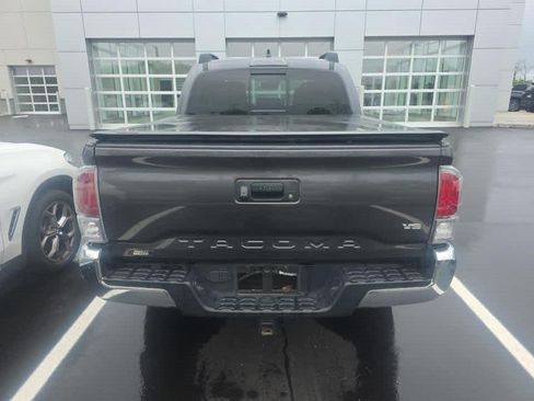 Used 2023 Toyota Tacoma TRD Off-Road AWD/4WD image 7