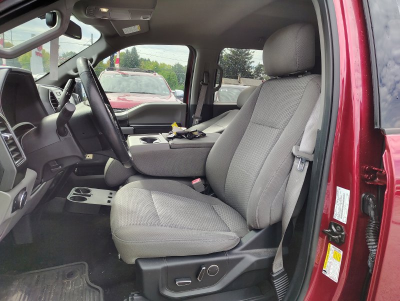 Used 2018 Ford F150 XLT w/ Equipment Group 302A Luxury AWD/4WD image 10