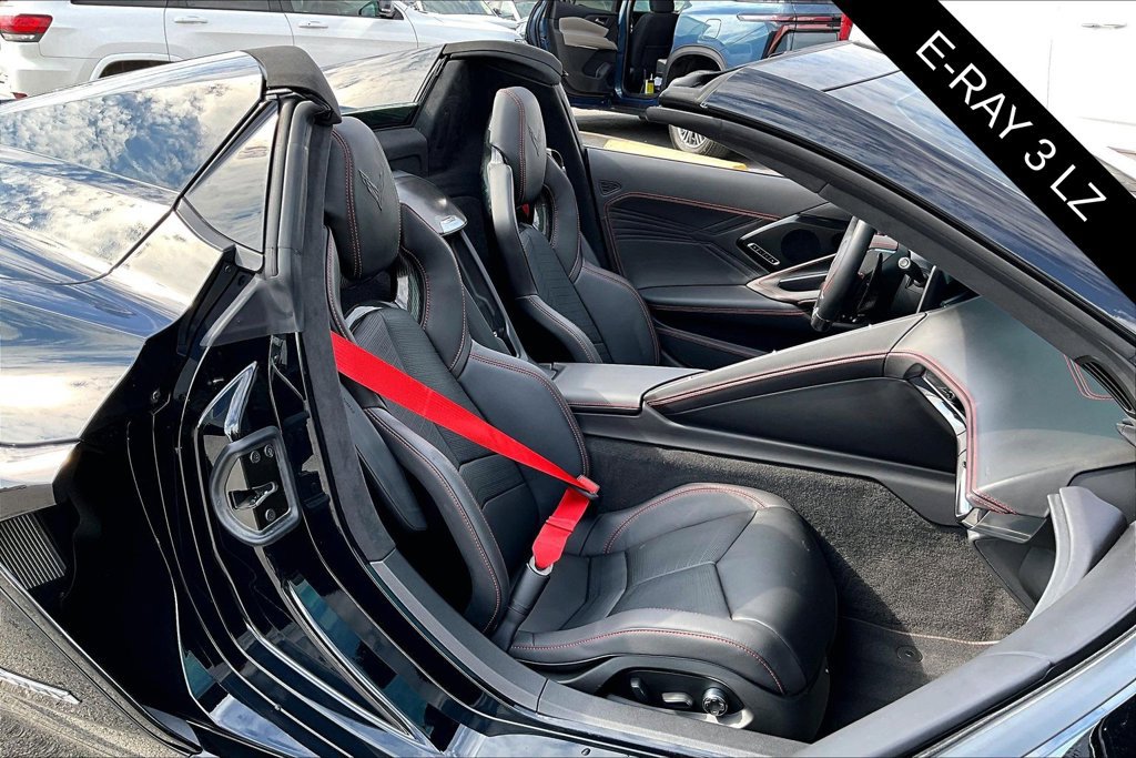 Used 2025 Chevrolet Corvette E-Ray w/ Stealth Interior Trim Package AWD/4WD image 24