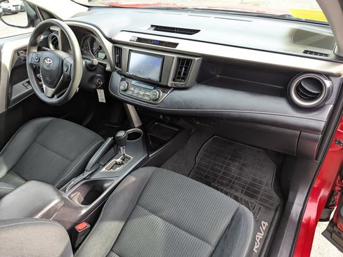 Used 2014 Toyota RAV4 XLE AWD/4WD image 31