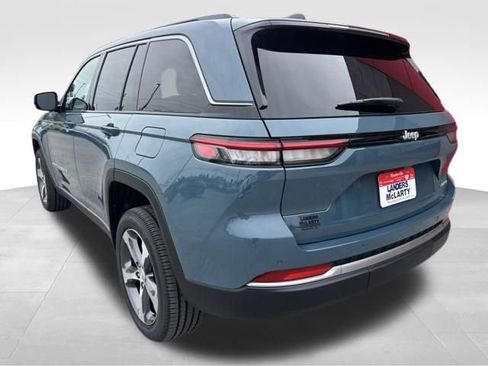 New 2026 Jeep Grand Cherokee Limited RWD image 4