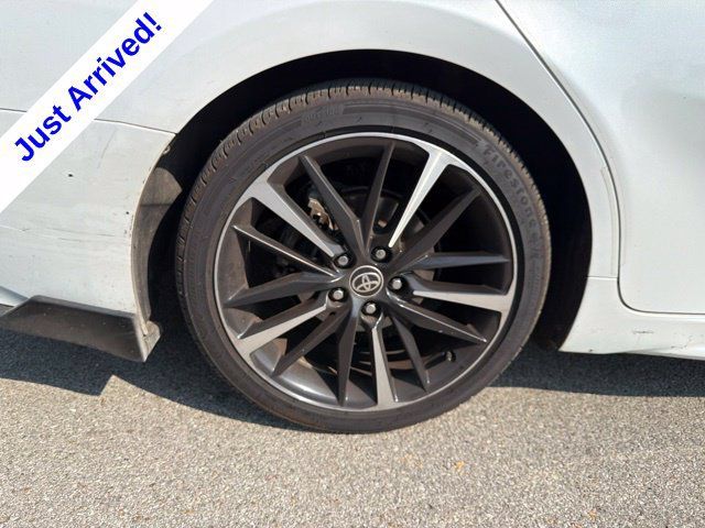 Used 2020 Toyota Camry XSE FWD image 15