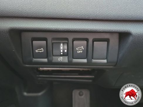 Used 2024 Subaru Outback Premium AWD/4WD image 27