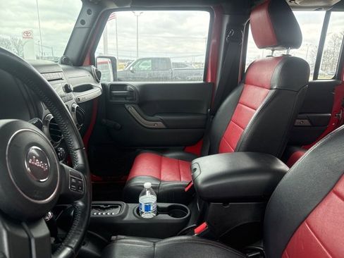 Used 2011 Jeep Wrangler Unlimited Sport w/ Connectivity Group image 4